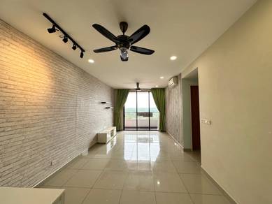 Renovated D'aman residence 100% Loan Puchong taman mas near the wharf