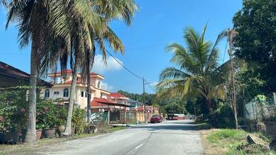 Bangi Avenue near Bandar Seri Putra Bungalow Lot Land Freehold