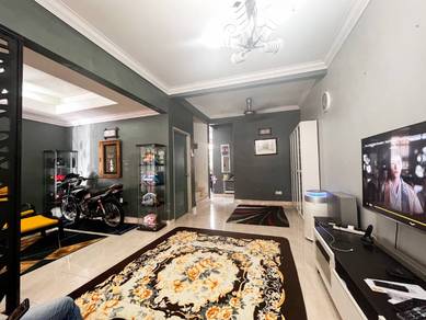 Renovated ! 2 Storey Terrace House Taman Alam Indah,Sek 33 Shah Alam