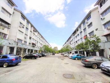Putra Permai Apartment 4th Floor (Type C) @ Equine Park Seri Kembangan