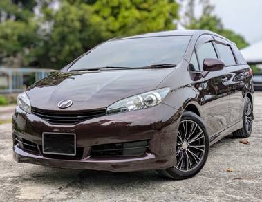 Toyota WISH 1.8G FACELIFT LOW MILAGE SALE