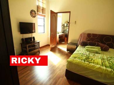2.5-storey-Terraced-House-for-sale-Bayan-Lepas-Penang-2