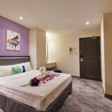 Petaling Jaya 7 Storey 6.5% ROI Hotel For sale