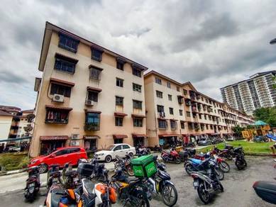Idaman Apartment (Petaling Jaya)
