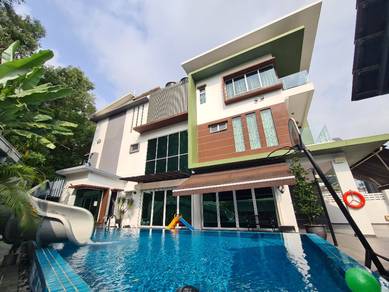 PRIVATE POOL & CORNER LOT | Semi D 3 Storey Taman Bukit Suria Kajang