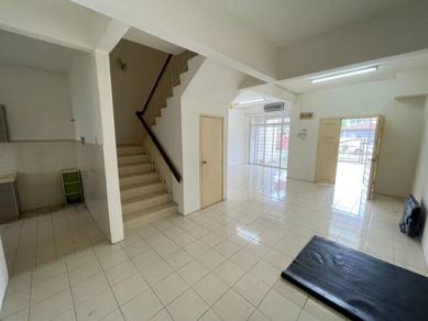 Taman Ukay Bistari 2 Storey Terrace Freehold Original Condition