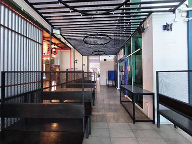 T1 Bundusan Shoplot : Level 5, Corner, Bistro Bar Renovation