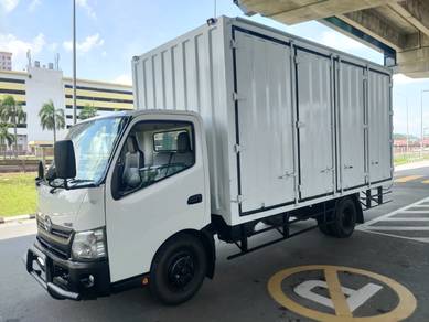 2015 Hino XZU720 4.0 (M) Lorry 17ft Kontena Box