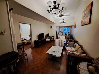 Faber Ria Condo unit. Spacious &  Quiet Duplex in Taman Desa, KL