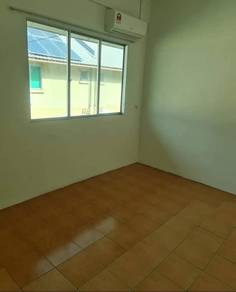 Ganang Villa 3-storey Town House