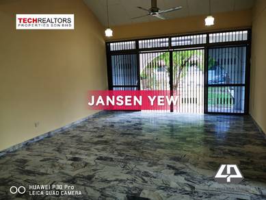 Huge Compound, Semi D, Lintang Sungai Ara, Bayan Lepas, Facing North