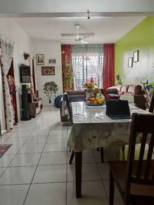 Green Suria Apartment