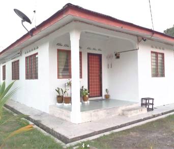 Homestay Seri Desa @ Rumah Banglo