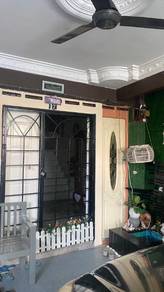 Taman Dato Hormat, Banting