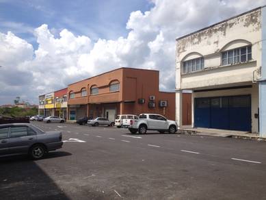 1.5 Storeys Terrace Factory at Bandar Teknologi Kajang