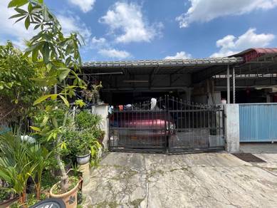 Fully Extended 1 Storey Terrace House, Tmn Puteri Lindungan, Pengkalan