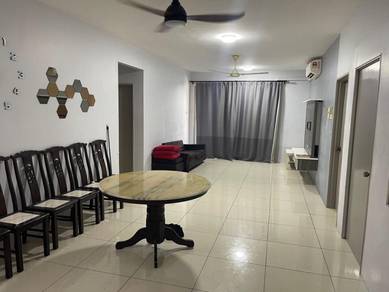 PV20 PV 20 Platinum Lake Condominium with 4 car parks