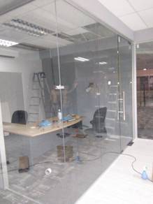 GLASS WALL DINDING KACA l kalis pecah 12mm jernih