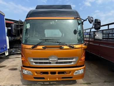 Hino FE8 - tow truck