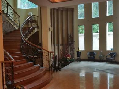 BUNGALOW HOUSE at Taman Kelab Ukay Ampang 14000sf RENOVATED