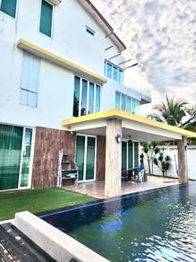 3 Storey Bungalow Avenue 6, Bandar Tun Hussein Onn Cheras Selangor.