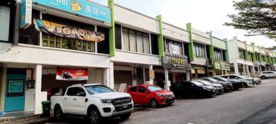 Ground Floor shoplot Commercial area Bandar Damai Perdana for rent