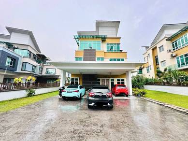 3 Storey Bungalow Avenue 4 Bandar Tun Hussein Onn Cheras.