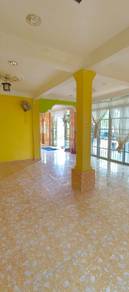 SEBUAH RUMAH BANGLO DUA TINGKAT UTK di jual