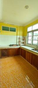 SEBUAH RUMAH BANGLO DUA TINGKAT UTK di jual