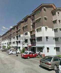 Puchong  Taman wawasan Flat  2nd Floor  Near Setia walk( Full Loan )