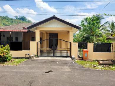 {Land size 38×80ft}  RM375K Semi D Desa Melur Serendah Rawang