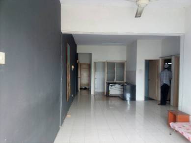 Resak apartment 3rd floor dash highway U10 shah alam