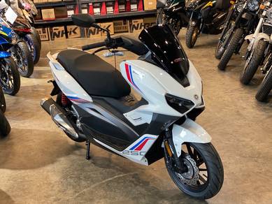 WMOTO ES250i NEW FreeGiftx8 Delivery nvx adv husky