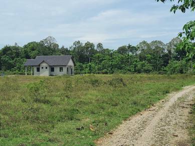 4 lot banglo 630mp di Padang Tara, Kg Buluh Kuala Berang.