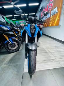 SUZUKI GSX-8s
