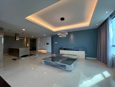 Bay 21 | Corner lot | 2,326 sqft | Sea view | Renovated