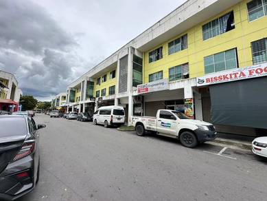 Polytechnic Commercial Centre 3 Storey Shoplot For Sale