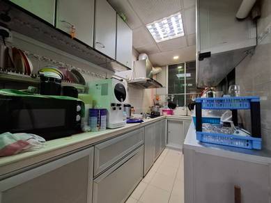 Sale Iramanis Seri Borneo Condo Ground Floor Duplex 3+1R3B PF 1189 sf