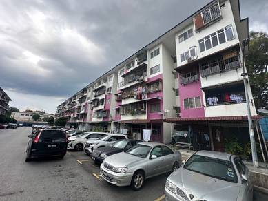 Merpati Apartments
