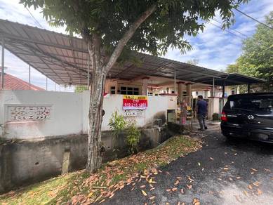 Facing Open Semi D Single Storey Taman Dahlia Salak Tinggi
