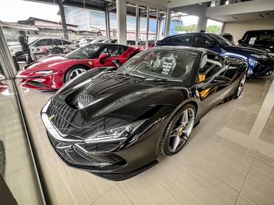 Ferrari F8 TRIBUTO  3.9 *FULL CARBON