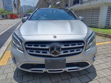 Benz GLA220 4MATIC 2.0/P.ROOF/HK SOUND