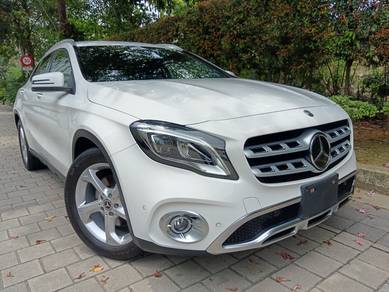 Benz GLA220 4MATIC 2.0 UNREG P.BOOT F.LEATHER