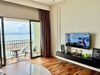 Straits Residence 1335sq High Floor 3carpark at Tanjung Tokong