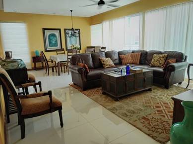 High floor, fully furnished & with unblocked city view & hill view!