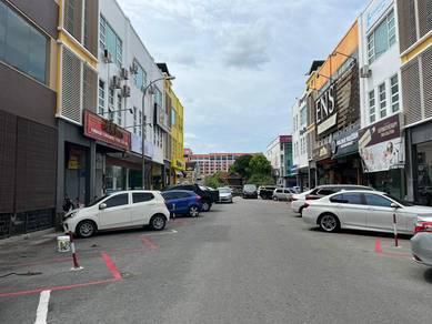 Good Location 3 Storey Shoplot Corner Lot For Sale near Aman Central