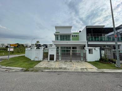Kempas Utama Cluster House Corner Lot 43x75ft