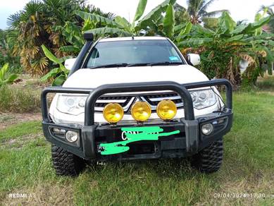 2014 Mitsubishi PAJERO 2.5 SPORT VGT KH4WGYPZR