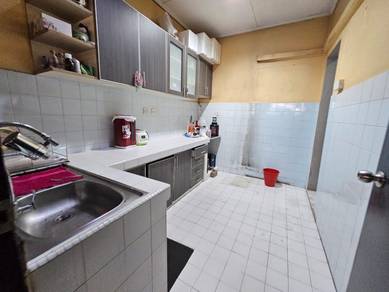 USJ 2 (24x65 sqft ) Kitchen Extended 1.5 Sty 4r3b Normal Staircase