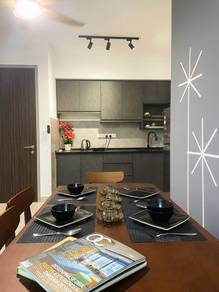 Rooms for Rent/ Male UnitWalking to LRT&MRT Maluri